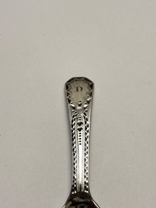 GEORGE III SILVER CADDY SPOON THOMAS WALLIS II LONDON 1796 - ADDITIONAL PHOTO 4