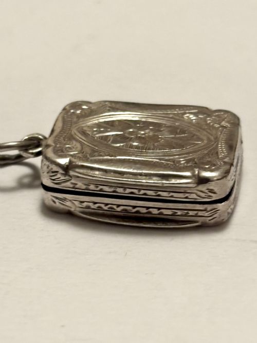 SILVER GILT VICTORIAN VINAIGRETTE BIRMINGHAM 1882 HILLIARD THOMASON - ADDITIONAL PHOTO 10