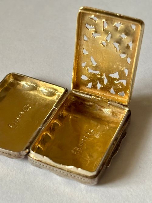 GEORGE III SILVER GILT VINAIGRETTE BIRMINGHAM 1817 T SIMPSON SON - ADDITIONAL PHOTO 2