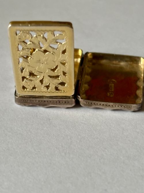 GEORGE III SILVER GILT VINAIGRETTE BIRMINGHAM 1817 T SIMPSON SON - ADDITIONAL PHOTO 3