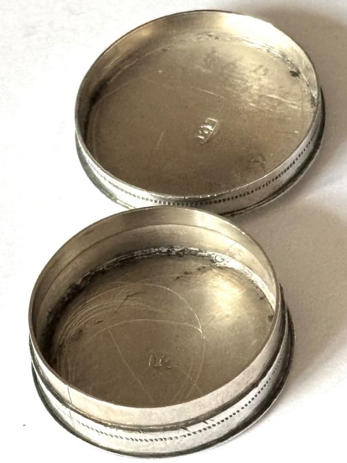 GEORGE III STERLING SILVER PATCH PILL BOX JOSEPH TAYLOR BIRMINGHAM C1790 - ADDITIONAL PHOTO 4