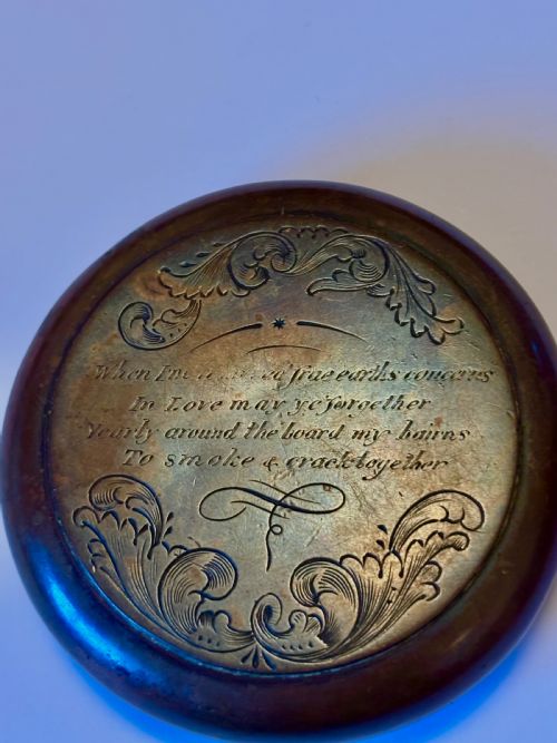 AN EARLY VICTORIAN BRONZE METAL PRESENTATION TABLE SNUFF BOX DATED 1848 144G - ADDITIONAL PHOTO 3