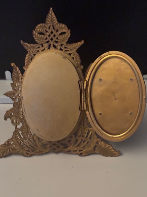 VICTORIAN GILT METAL BRASS TRIPLE PHOTO PICTURE FRAME JOHN JOSEPH MECHI C1850 - ADDITIONAL PHOTO 3