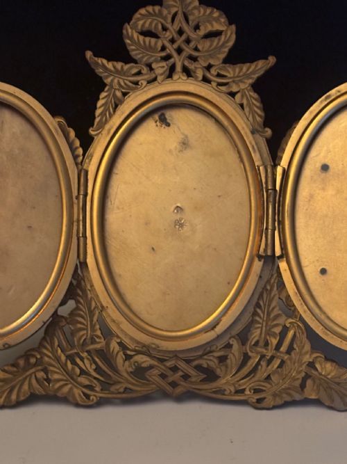 VICTORIAN GILT METAL BRASS TRIPLE PHOTO PICTURE FRAME JOHN JOSEPH MECHI C1850 - ADDITIONAL PHOTO 8