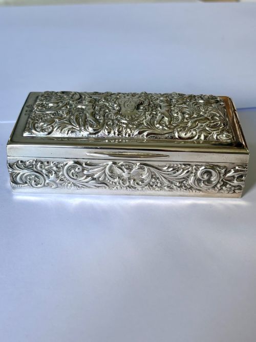 ANTIQUE SILVER DRESSING TABLE TRINKET BOX GOLDSMITHS SILVERSMITHS LONDON 1924 - ADDITIONAL PHOTO 8