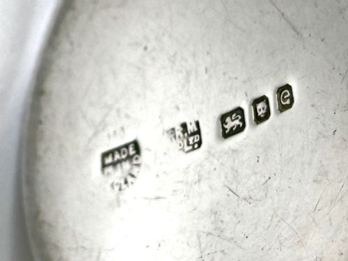 STERLING SILVER GILT ECCLESIASTICAL PYX BOX CROSS AR MOWBRAY CO LONDON 1960 - ADDITIONAL PHOTO 5
