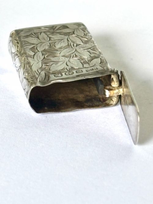 VICTORIAN SILVER FLIP TOP VESTA CASE HENRY WILLIAMSON BIRMINGHAM 1886 - ADDITIONAL PHOTO 5
