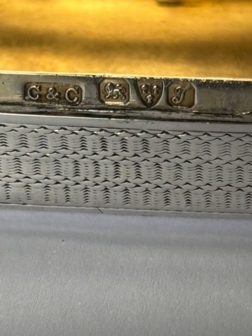 GEORGE V SILVER GILT SNUFF BOX CHESTER 1919 COHEN CHARLES - ADDITIONAL PHOTO 2