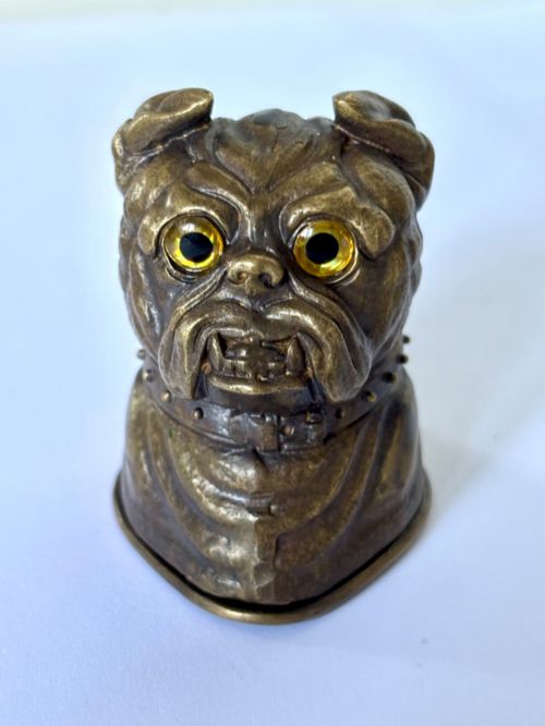 EARLY VICTORIAN NOVELTY BRASS TABLE TOP VESTA CASE MATCH SAFE BULLDOG 184050S