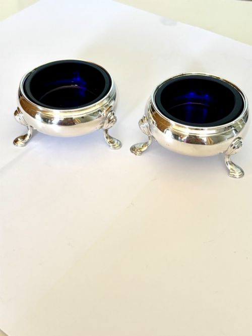 18THC GEORGE II PAIR SILVER SALTS BLUE GLASS LINER LONDON 17556 DAVID HENNELL I