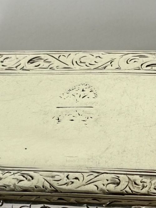 EARLY VICTORIAN SILVER GILT SNUFF BOX EDWARD SMITH BIRMINGHAM 1840 - ADDITIONAL PHOTO 3