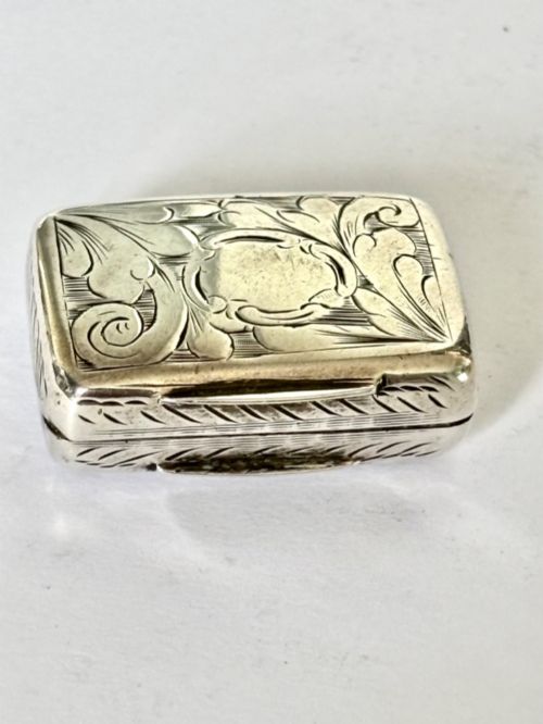 SILVER GILT EARLY VICTORIAN VINAIGRETTE BHAM 1841 FRANCIS CLARK W SPONGE - ADDITIONAL PHOTO 6