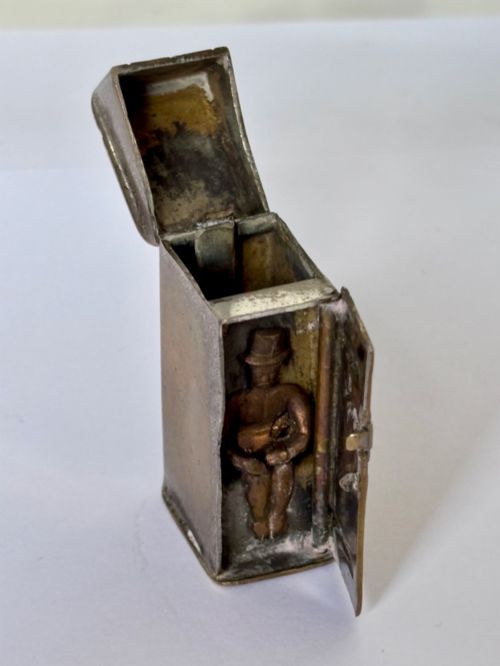 Victorian Novelty Privy Outhouse Gentleman on Toilet Loo Vesta Case Match Safe