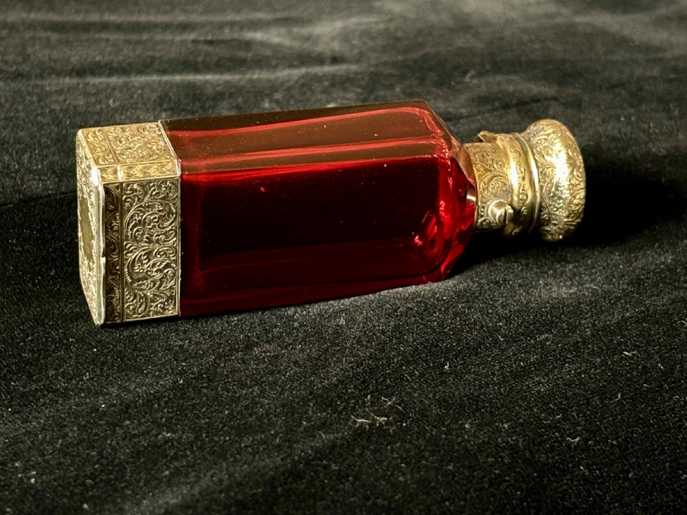 Victorian Sampson Mordan Silver Gilt Ruby Glass Scent Bottle & Vinaigrette 1878 View III