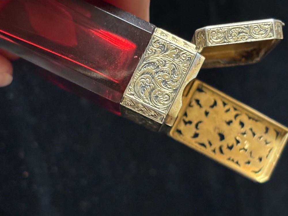 Victorian Sampson Mordan Silver Gilt Ruby Glass Scent Bottle & Vinaigrette 1878 View IV