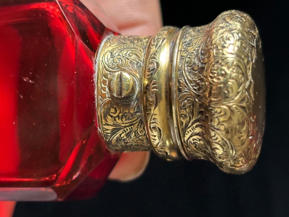 Victorian Sampson Mordan Silver Gilt Ruby Glass Scent Bottle & Vinaigrette 1878 View VI