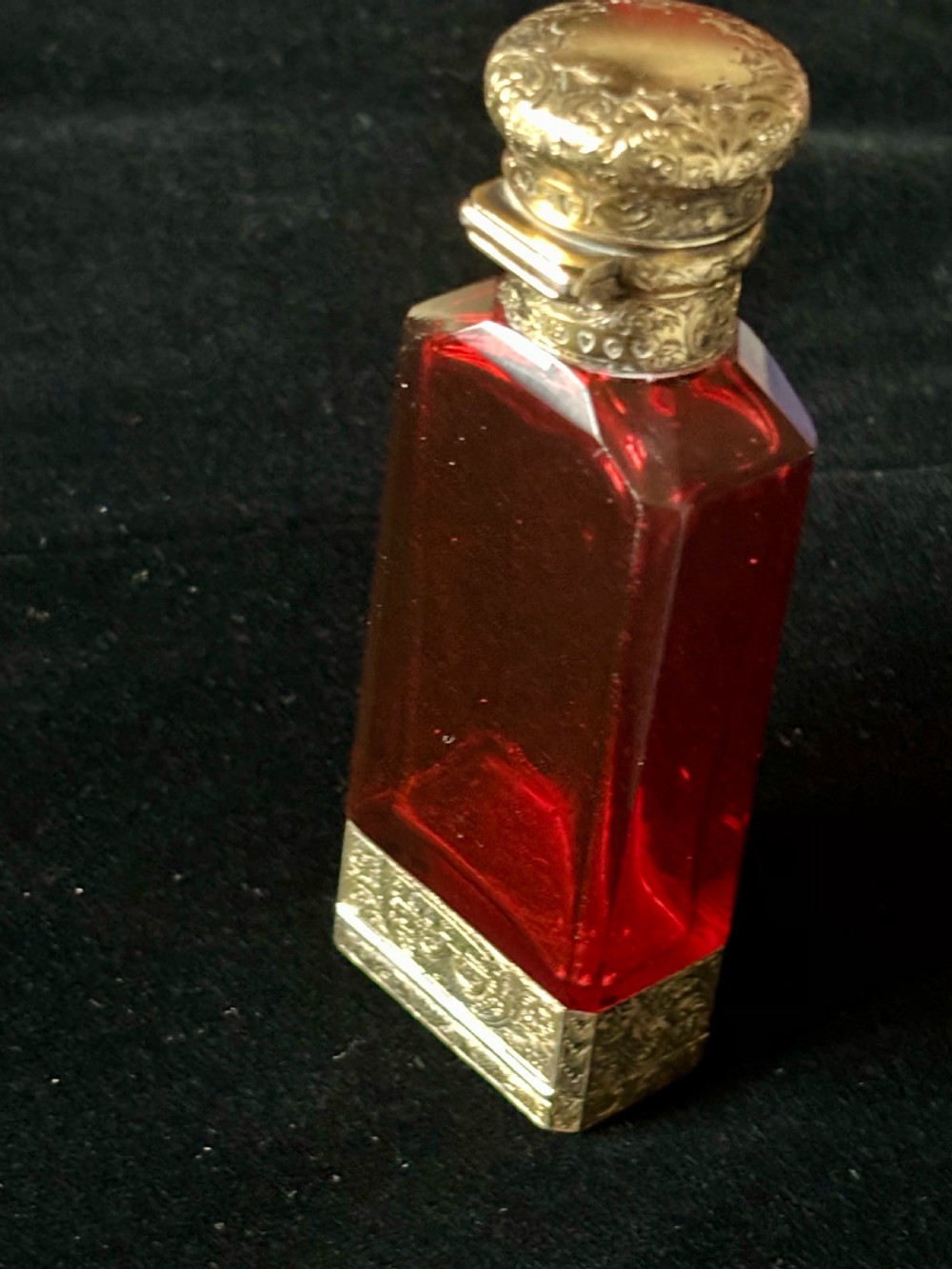 Victorian Sampson Mordan Silver Gilt Ruby Glass Scent Bottle & Vinaigrette 1878 View XII