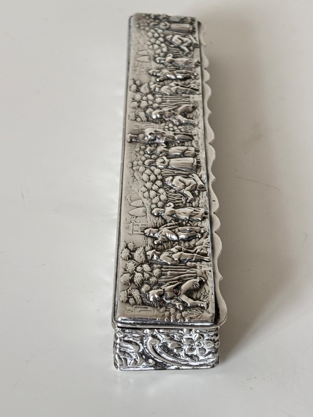 Edwardian Silver Hat Pin Trinket Box Chester 1908 Nathan & Hayes FINNIGANS 23cm View III