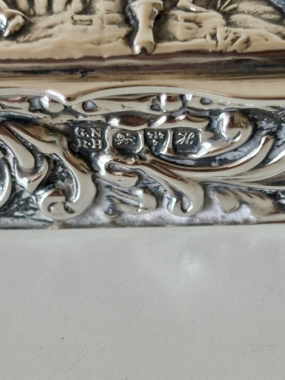 Edwardian Silver Hat Pin Trinket Box Chester 1908 Nathan & Hayes FINNIGANS 23cm View VII