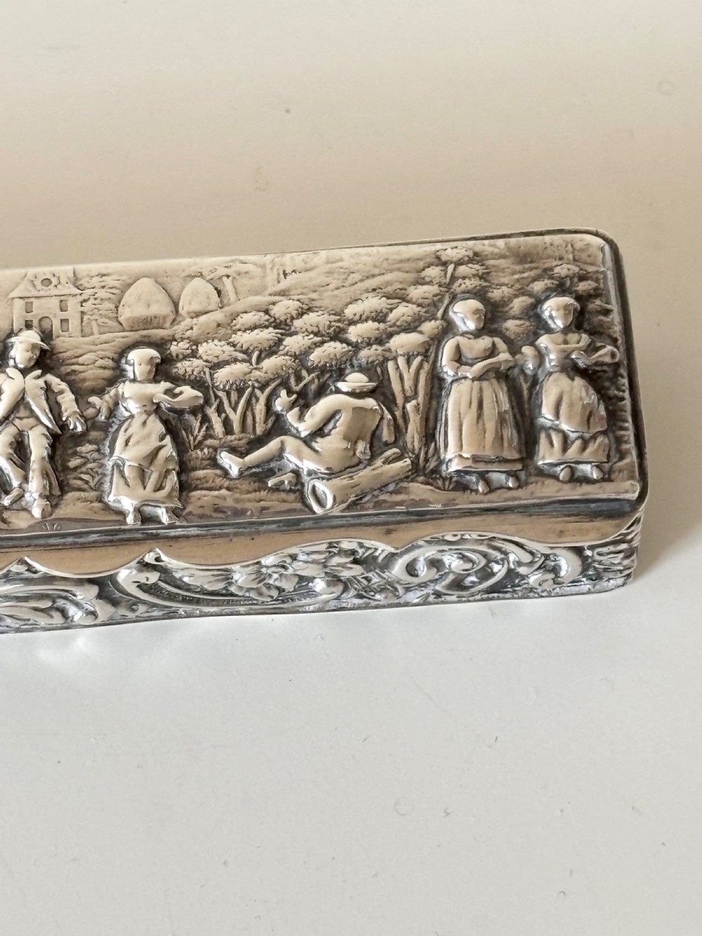 Edwardian Silver Hat Pin Trinket Box Chester 1908 Nathan & Hayes FINNIGANS 23cm View IX