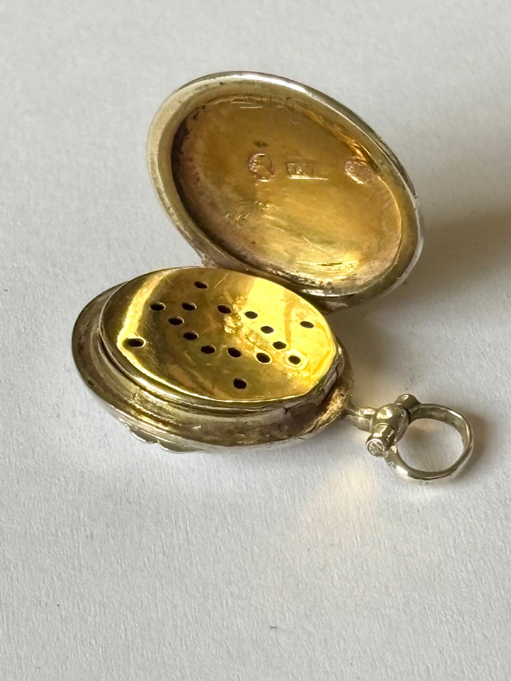 Rare George IV Silver Gilt Vinaigrette 1827 Ledsam Vale Wheeler *Pocket Watch*