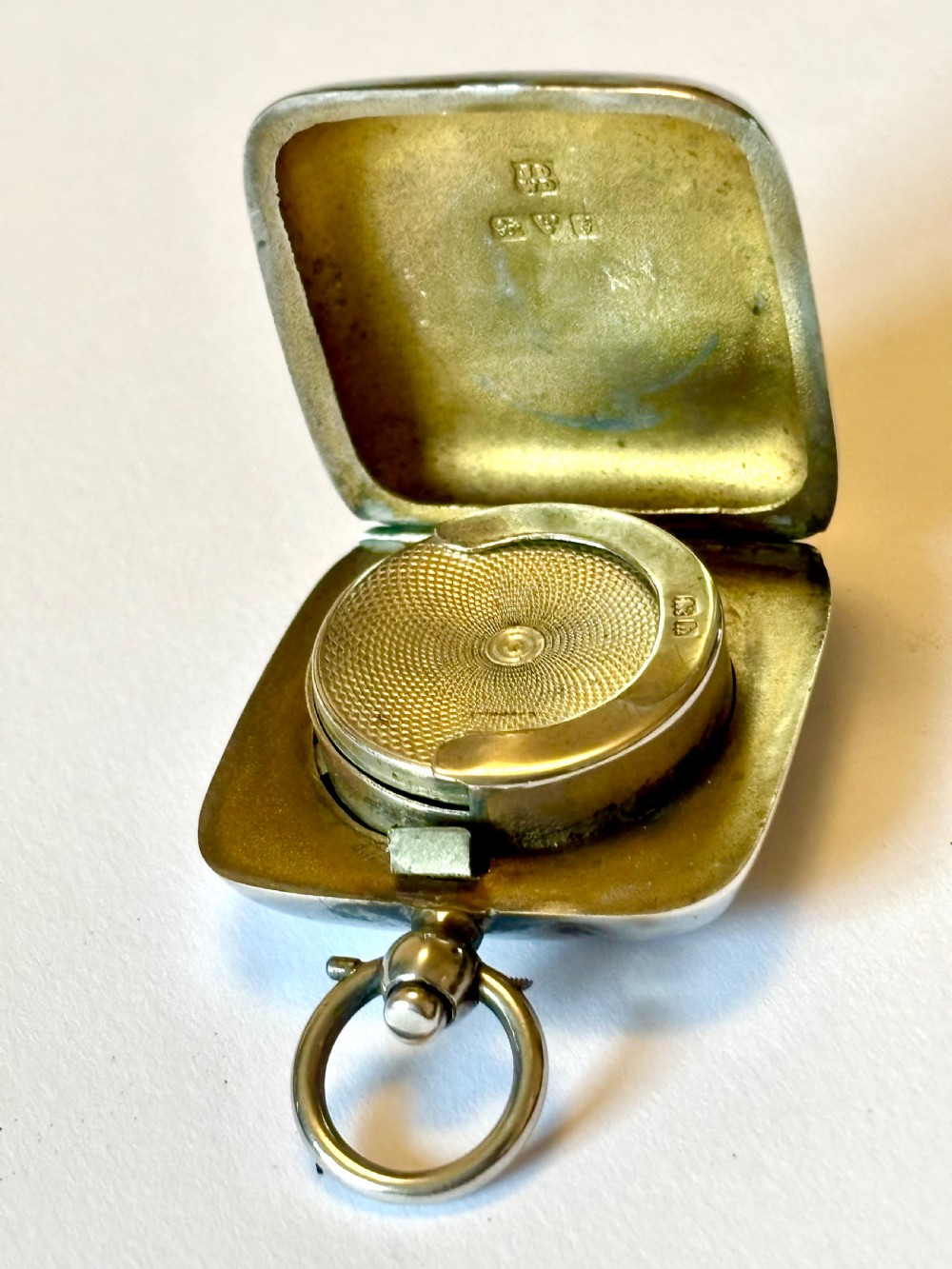 Edwardian Silver Sovereign Case Chester 1907 by James Deakin & Sons View II