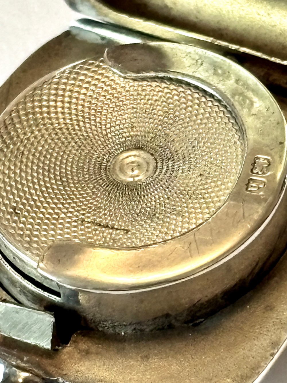 Edwardian Silver Sovereign Case Chester 1907 by James Deakin & Sons View IX