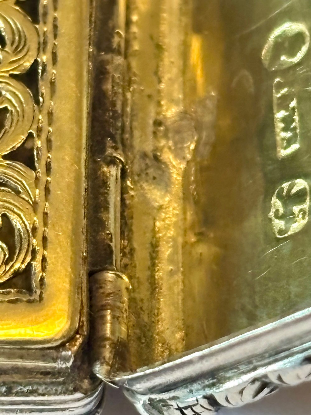 George IV Silver Gilt Vinaigrette Bham 1823 Thomas & William Simpson View VI