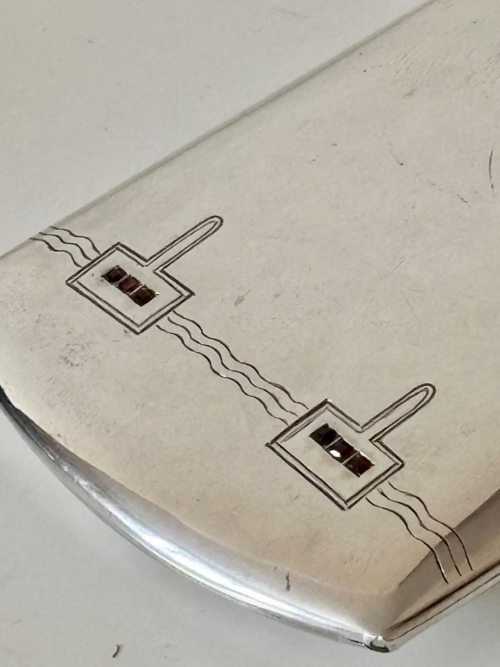 An Art Deco German 800 Silver synthetic ruby cigarette case c1925 View II