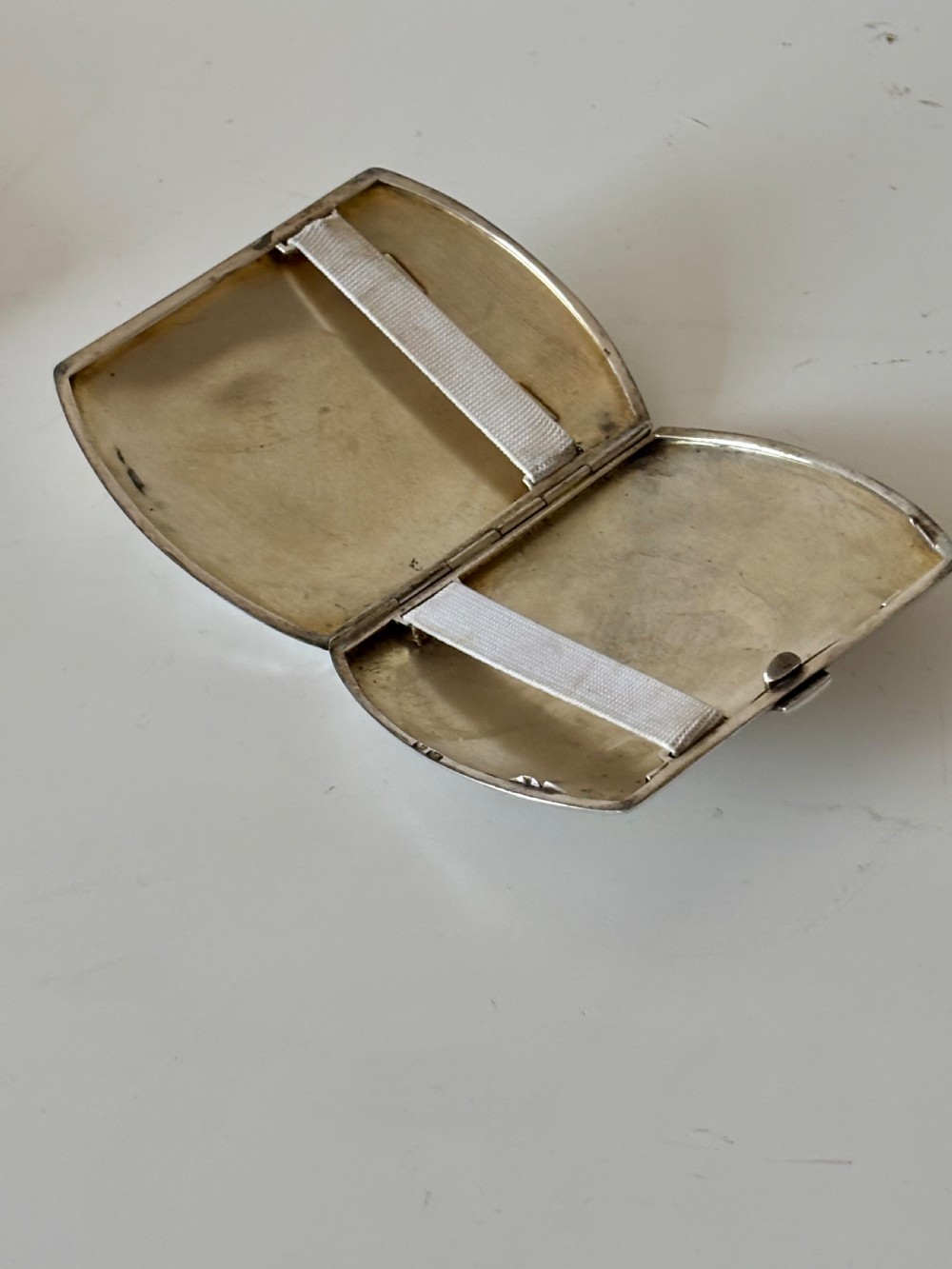 An Art Deco German 800 Silver synthetic ruby cigarette case c1925 View IX