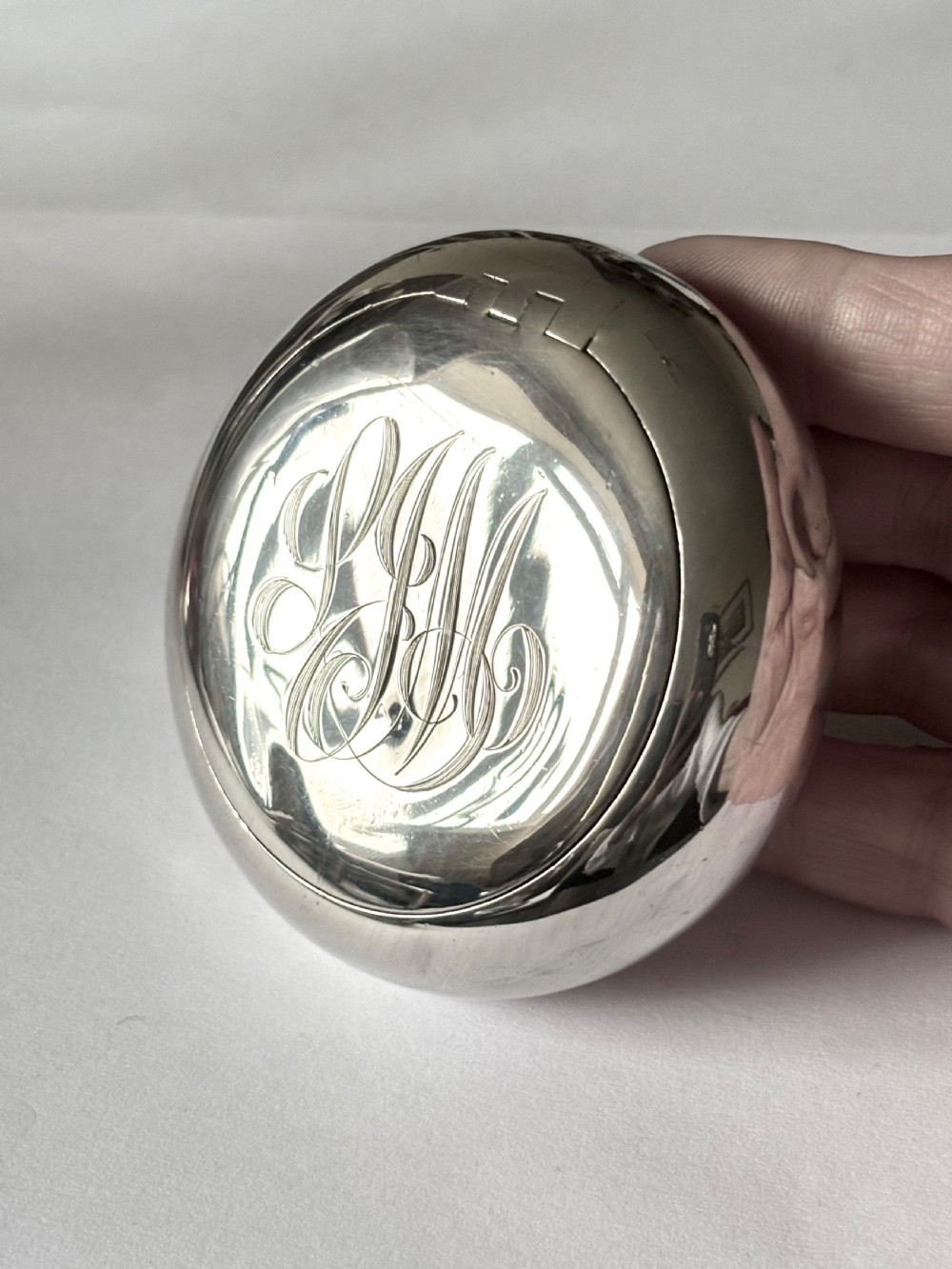 Antique Silver George V Squeeze Action Tobacco Snuff Box 1919 Henry Williamson View II