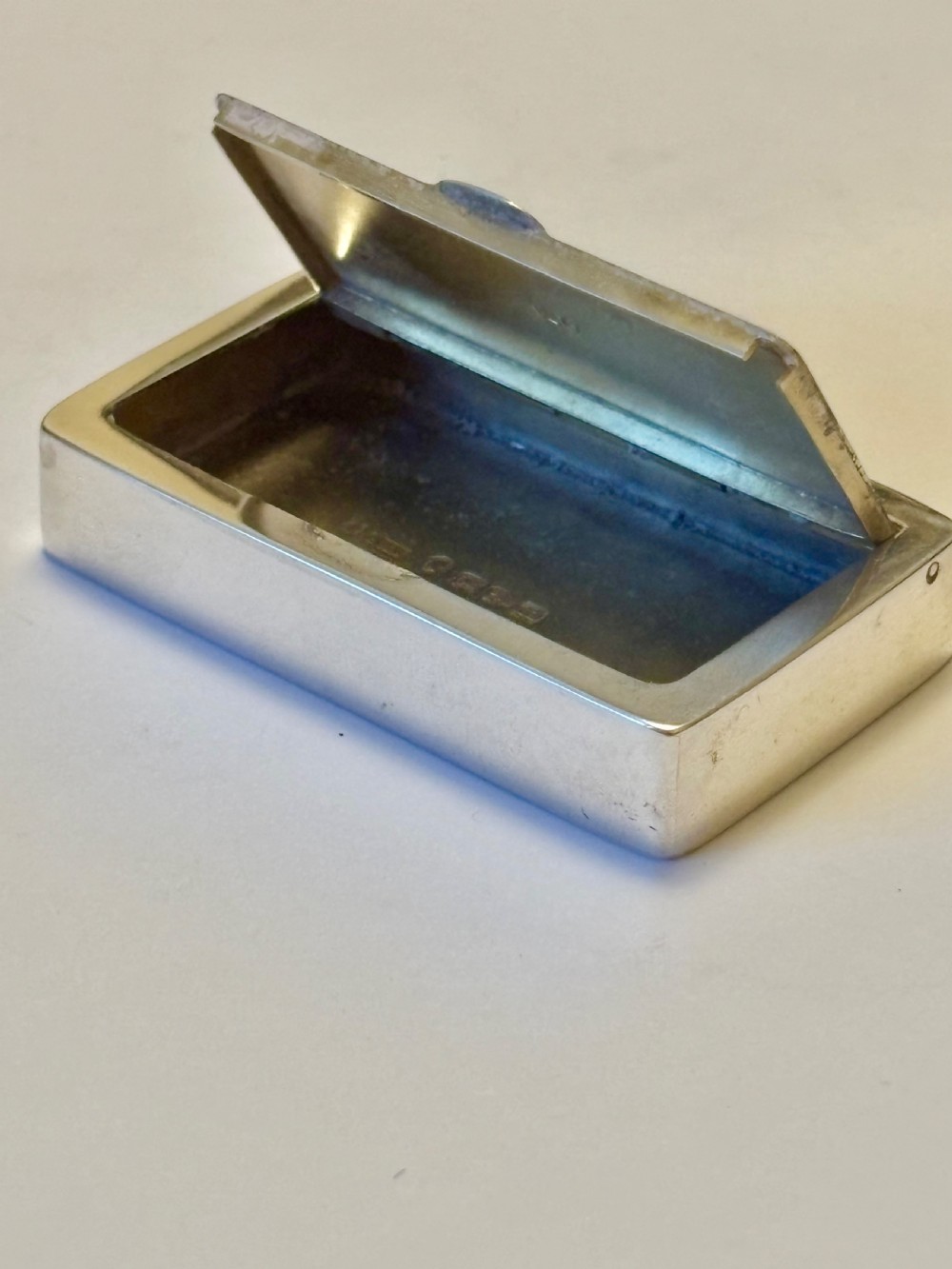 Silver Victorian Snuff Box BARNET HENRY JOSEPH Chester 1885 View IX