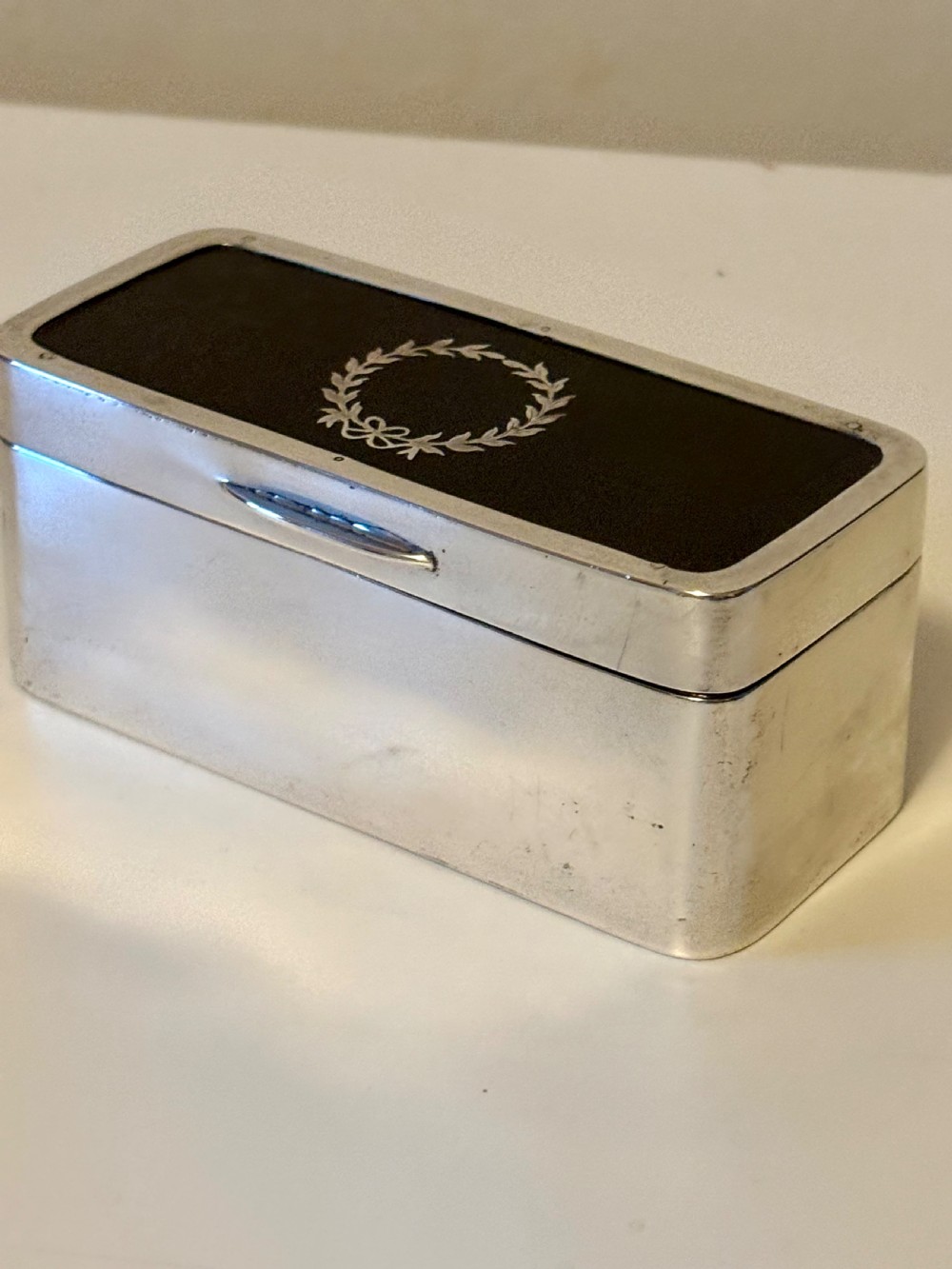 George V Silver & Faux Tortoiseshell Trinket Snuff Box London 1919 View III