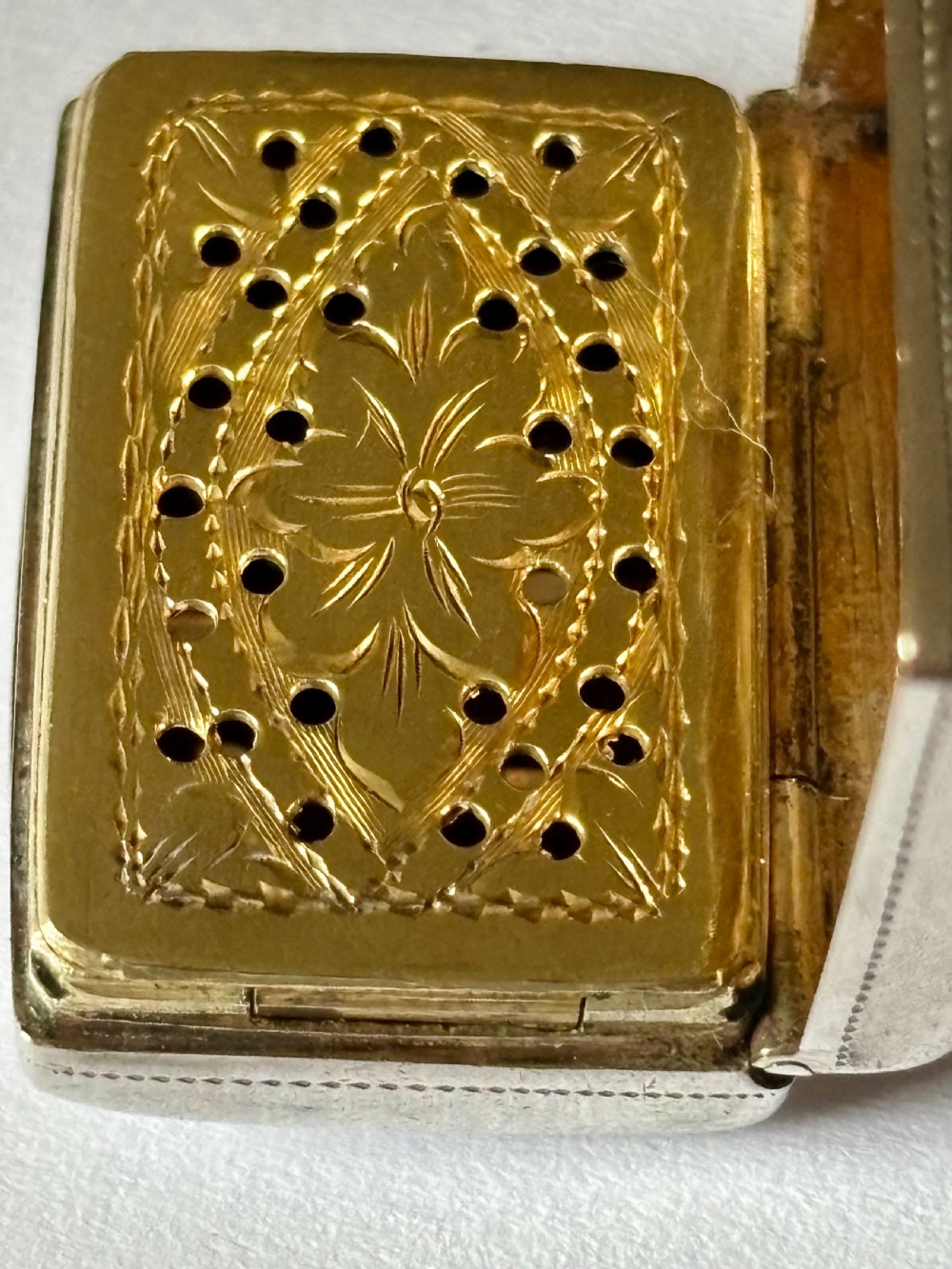 Silver Gilt Early Victorian Vinaigrette Birmingham 1844 Edward Smith View VIII