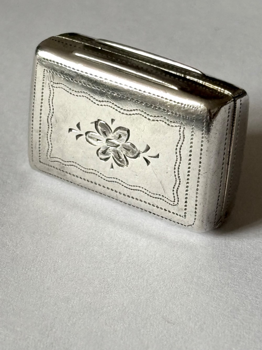 Silver Gilt Early Victorian Vinaigrette Birmingham 1844 Edward Smith View XVII
