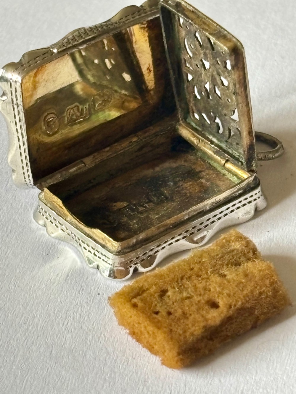 Silver Gilt Victorian Vinaigrette Birmingham 1856 Alfred Taylor with Sponge