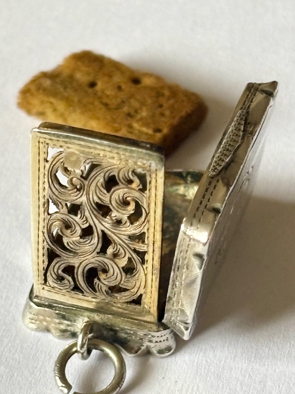 Silver Gilt Victorian Vinaigrette Birmingham 1856 Alfred Taylor with Sponge View XI