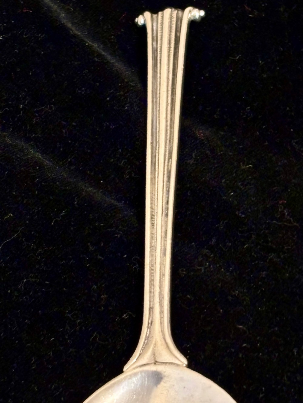 Leslie Gordon Durbin Silver Spoon London 1950 with Reeded Handle & Scroll Finial View III