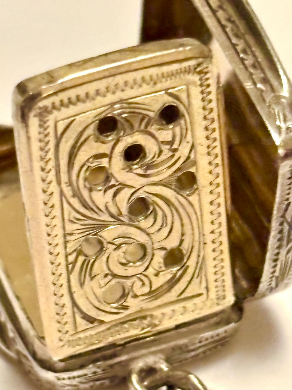 Silver Gilt Victorian Vinaigrette Birmingham 1882 Hilliard & Thomason View VII
