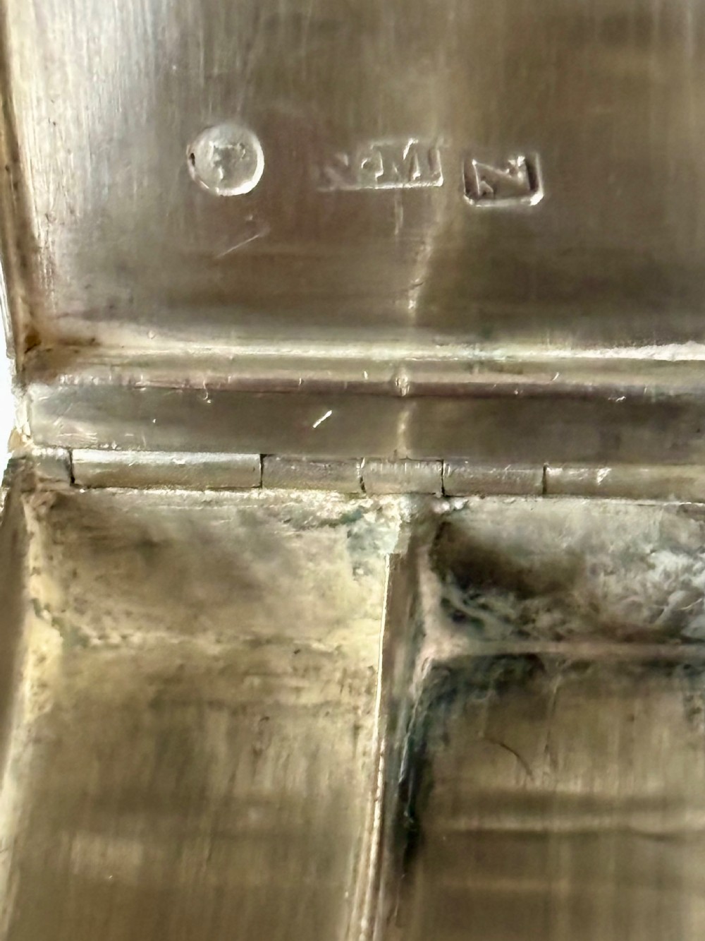 Antique Silver Victorian Double Compartment Snuff Vesta Nathaniel Mills 1848 View IV
