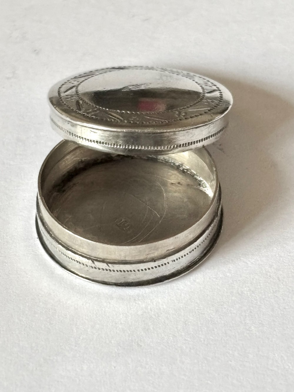 George III Sterling Silver Patch Pill Box Joseph Taylor Birmingham c1790 View IX