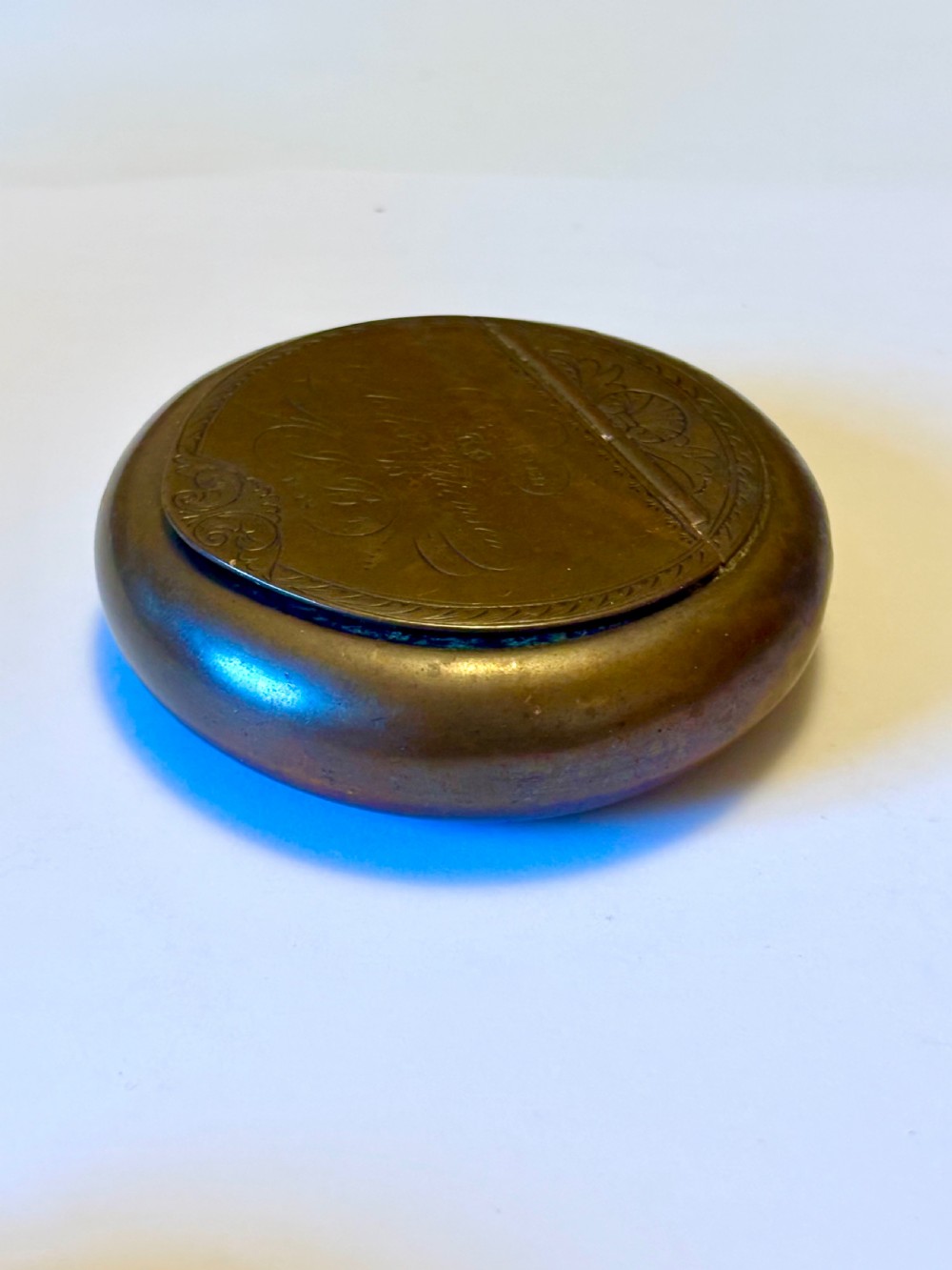 An Early Victorian Bronze Metal presentation table snuff box dated 1848 144g View X