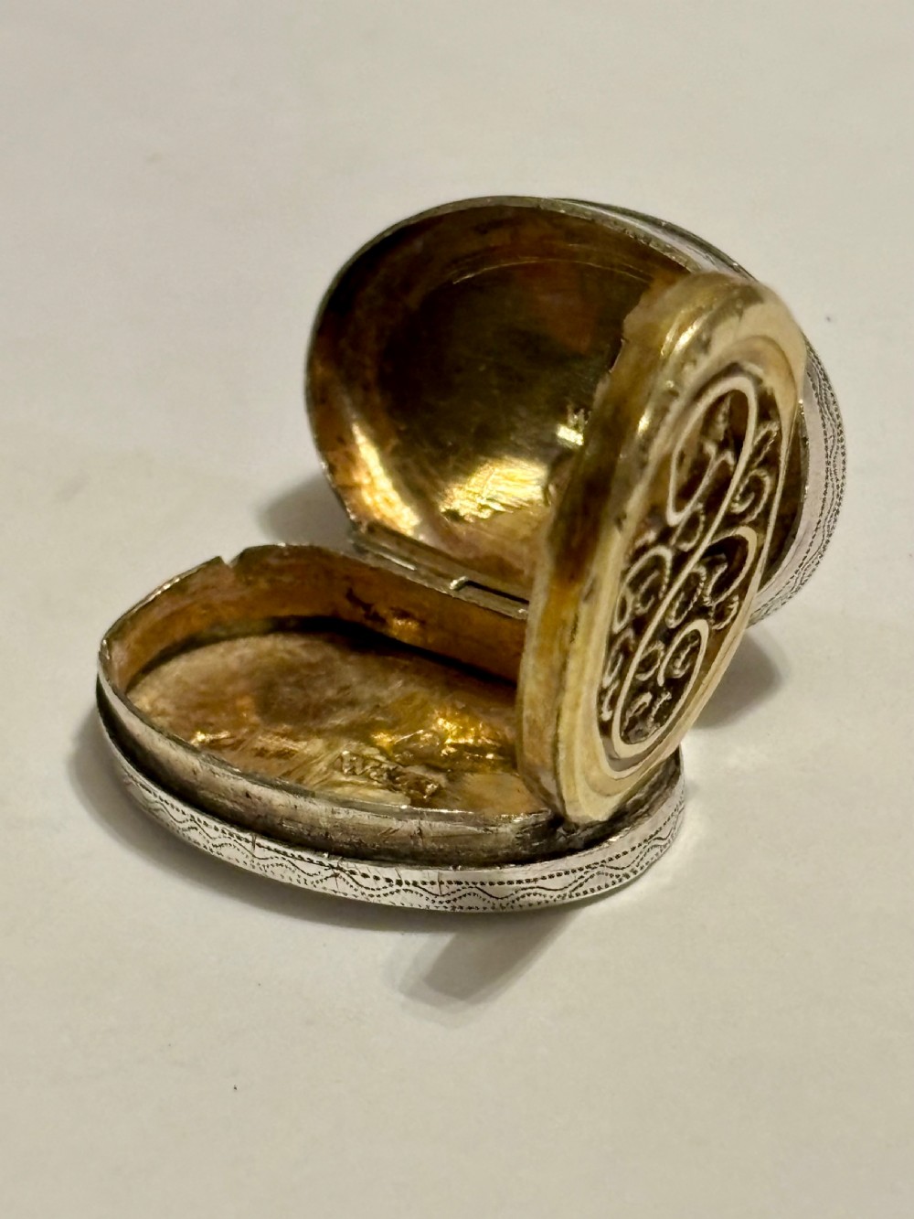George III Curved Oval Silver Gilt Vinaigrette Birmingham 1808 Wardell & Kempson View X