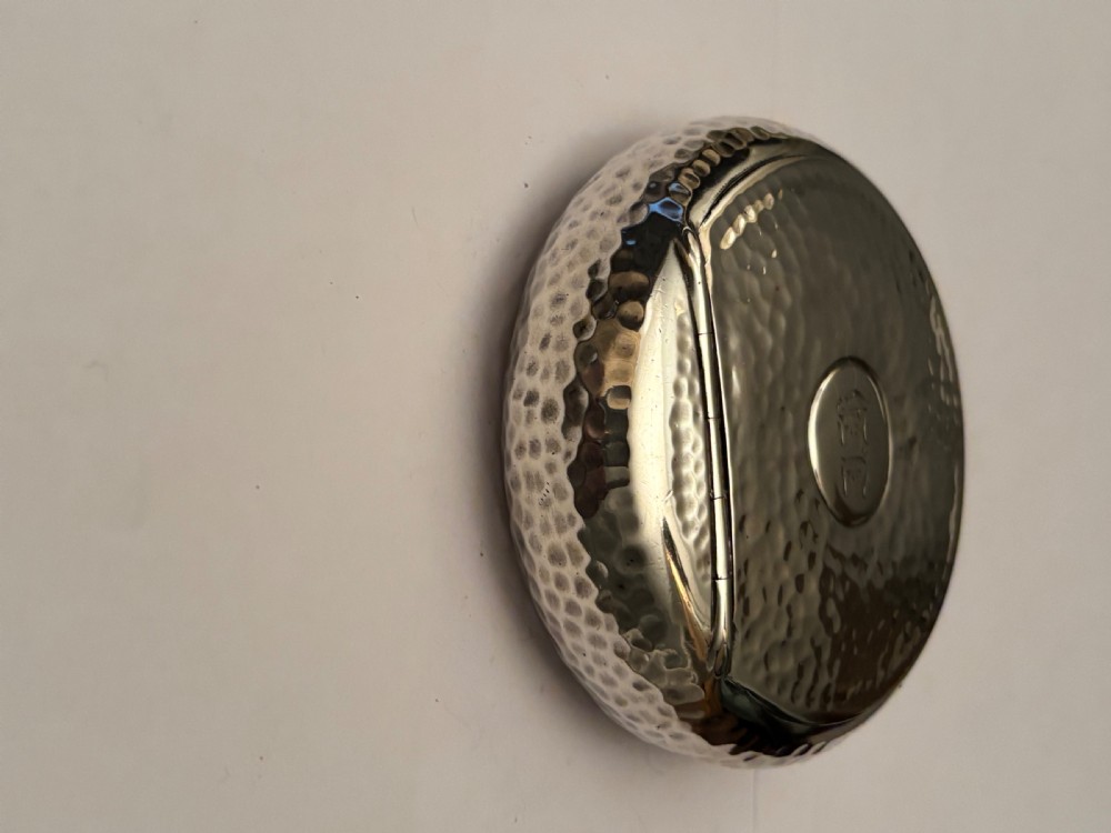 Edwardian Silver Squeeze Action Tobacco Box A & J Zimmerman Planished c1905 View III