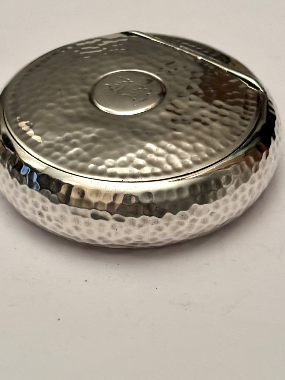 Edwardian Silver Squeeze Action Tobacco Box A & J Zimmerman Planished c1905 View XI