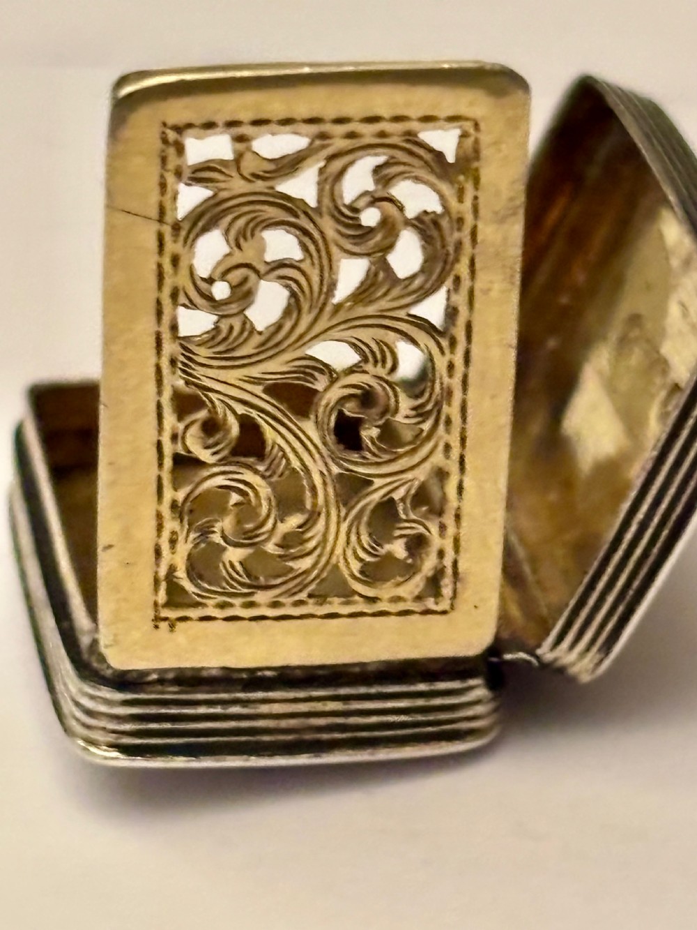 Silver Gilt Early Victorian Vinaigrette Birmingham 1840 William Simpson View XI