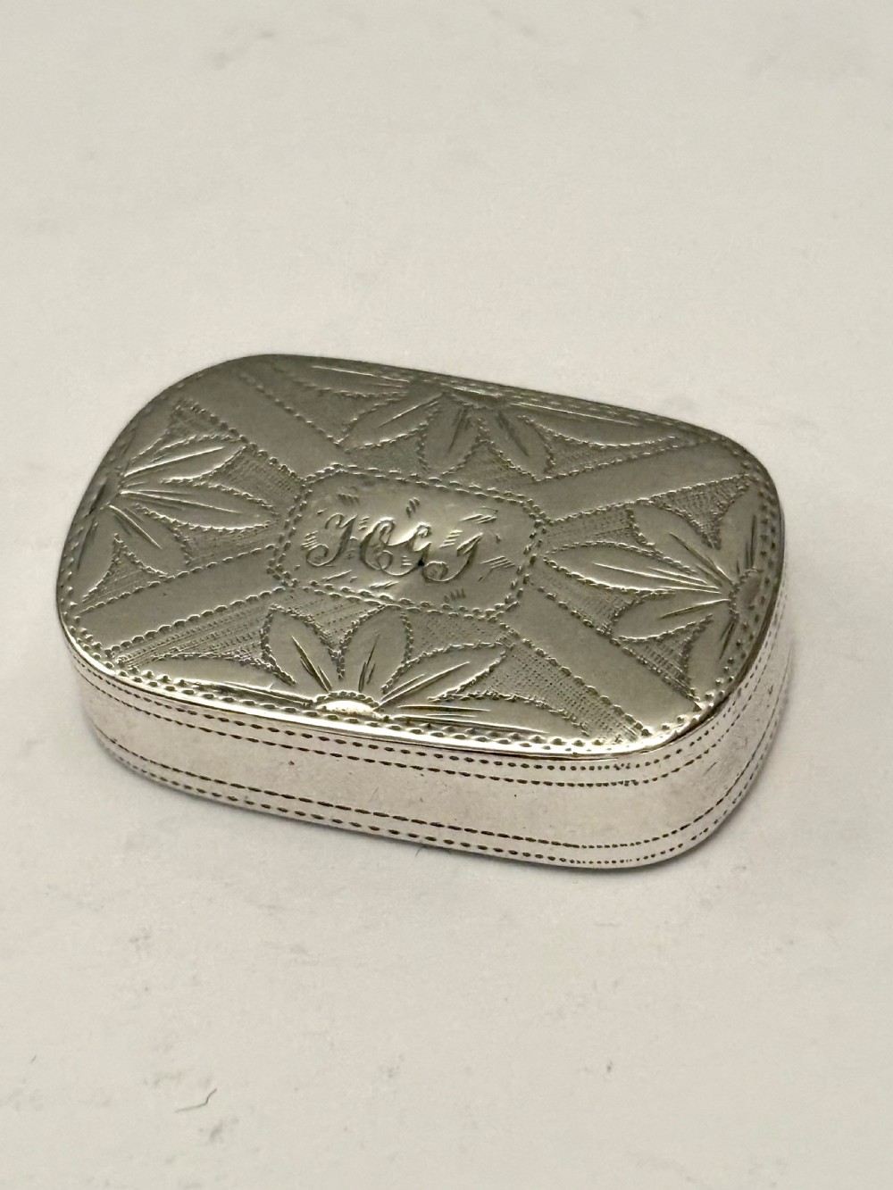 George III Sterling Silver Patch Pill Box Joseph Taylor Birmingham 1810 View IV