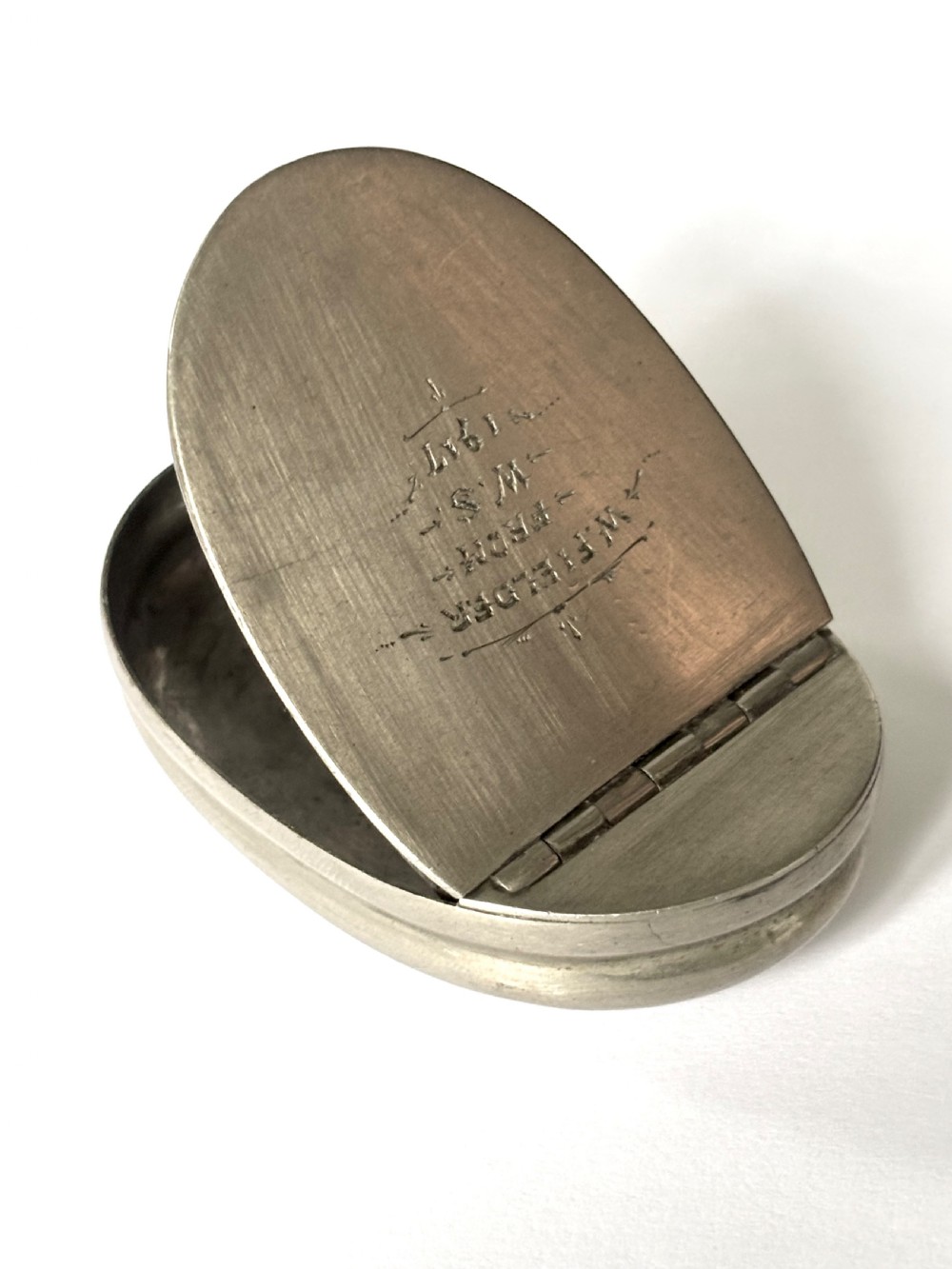 A World War I WWI Metal Snuff Box dated 1917 W. FIELDER from WS View III