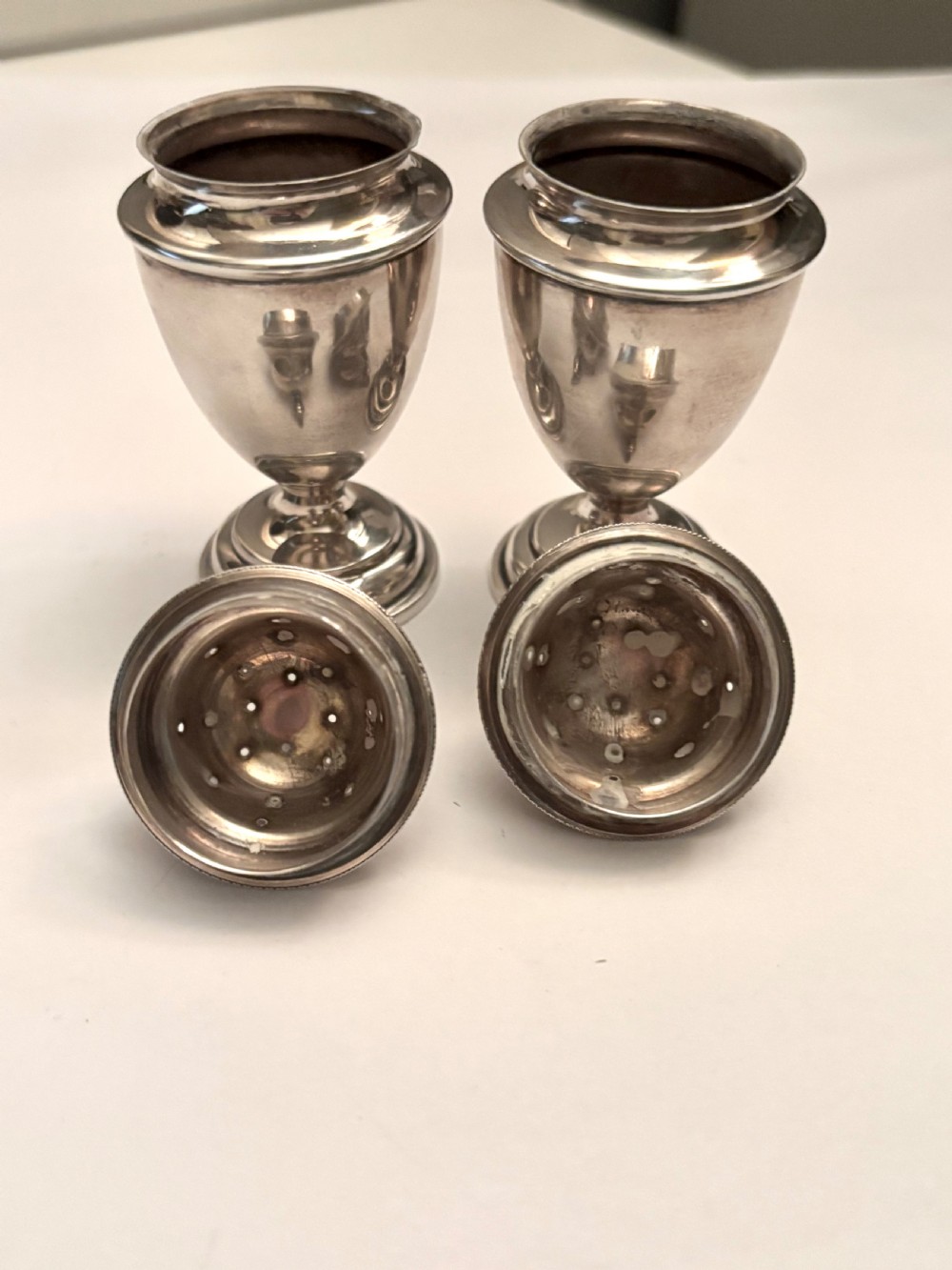Victorian Pair Silver Pepperettes Birmingham 1900 Henry Williamson Ltd View IV