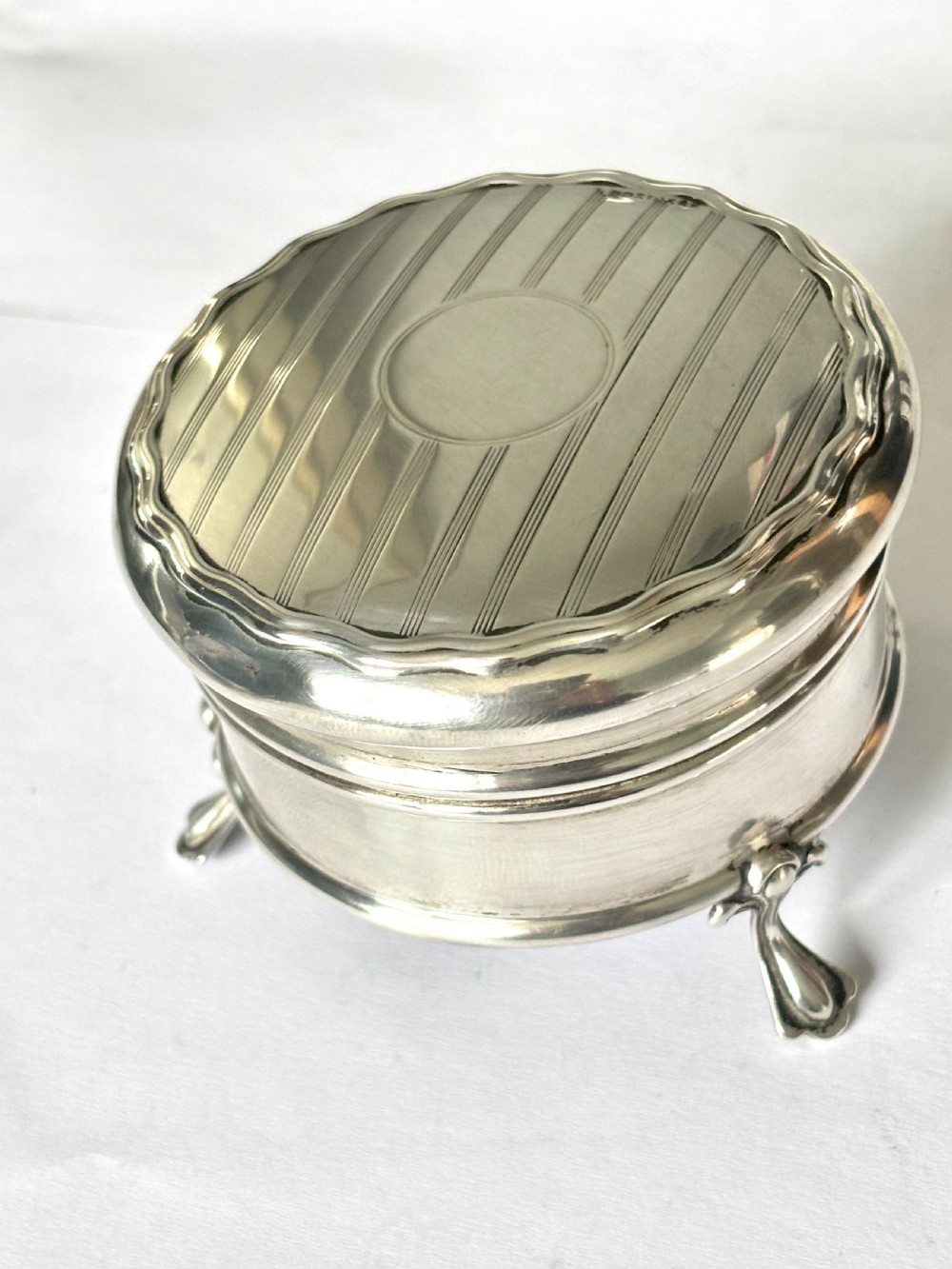 George V ART DECO Silver Dressing Table Box Ring Trinket William Griffiths 1921